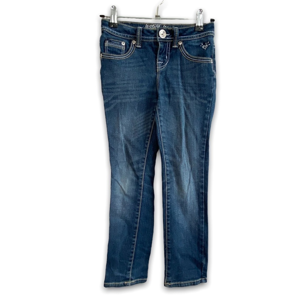 Wrangler Dark Wash Straight Mid Rise Jean - Size 6